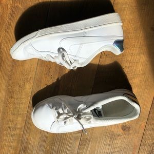 Nike shoes 👟 💖